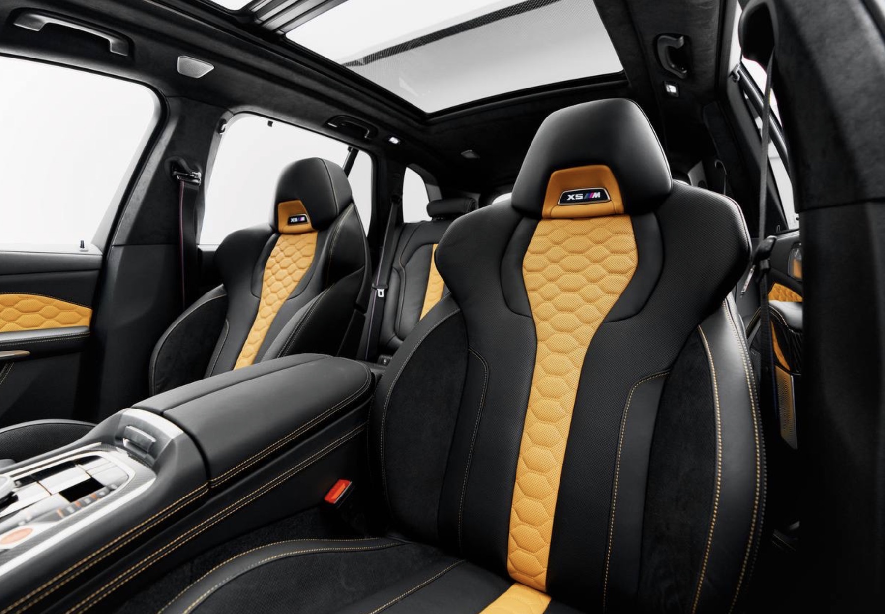 BMW X5 Competition driver cockpit