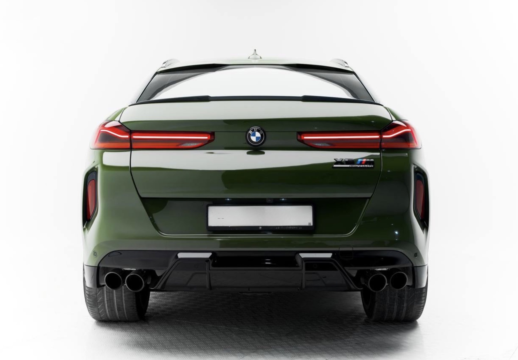 BMW X6M Competition rear view