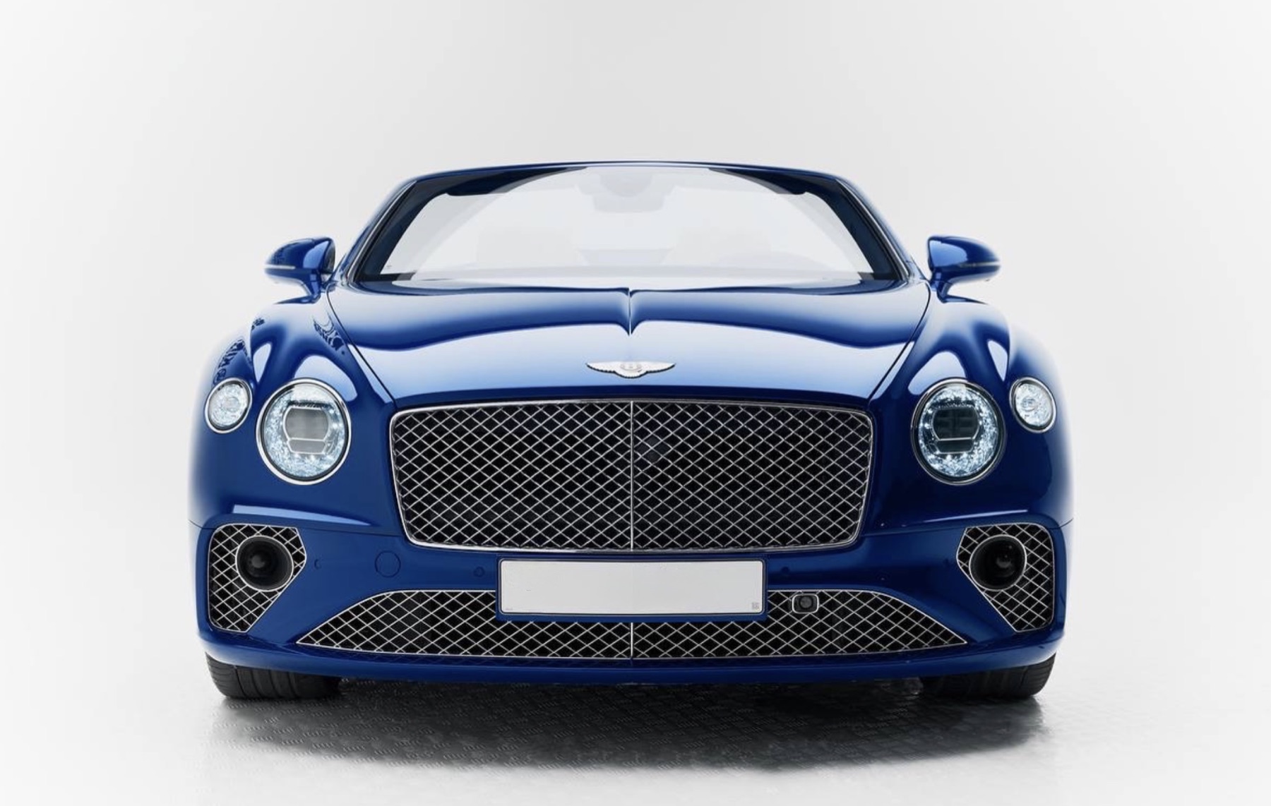 Bentley GTC Convertible front view