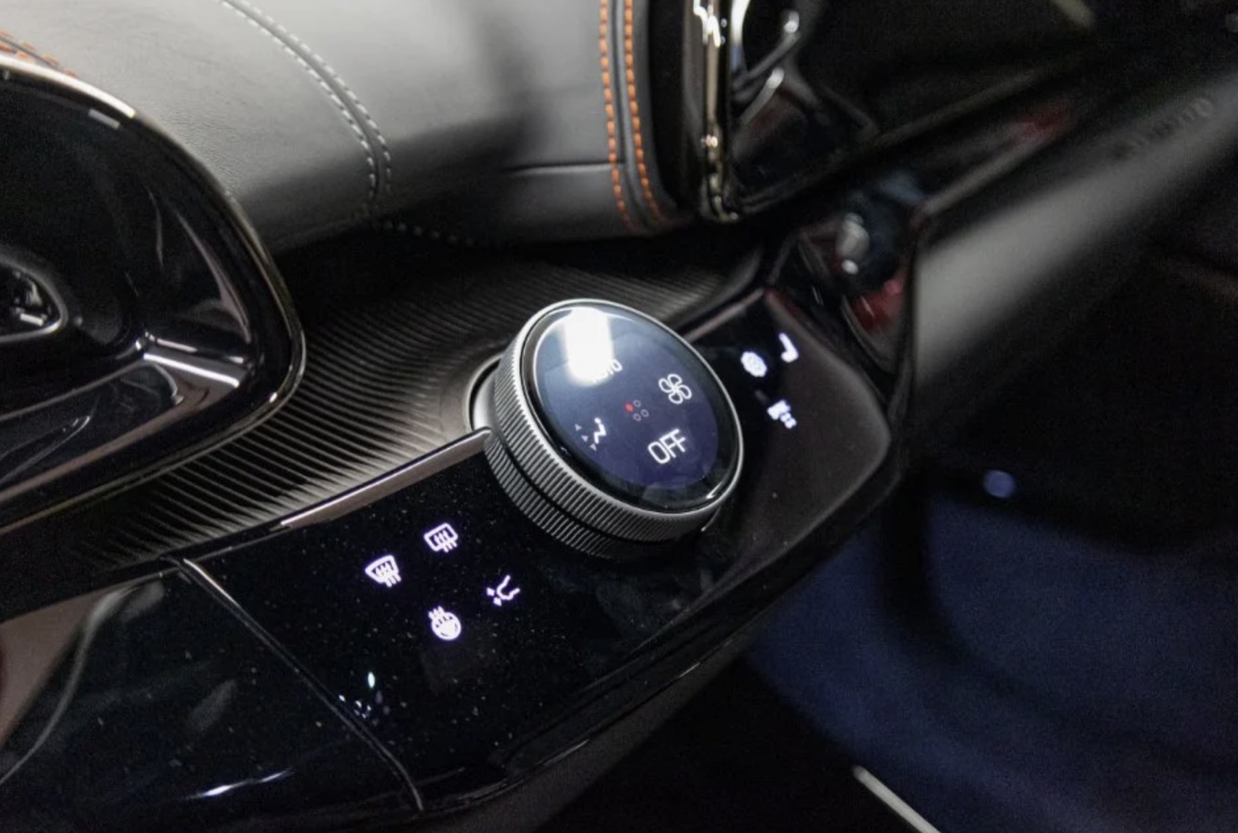 Ferrari Purosangue seats