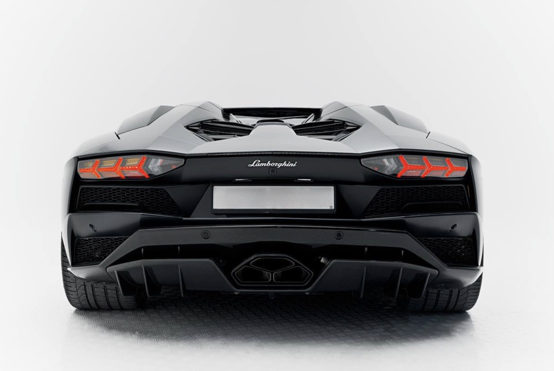 Lamborghini Aventador SV rear view