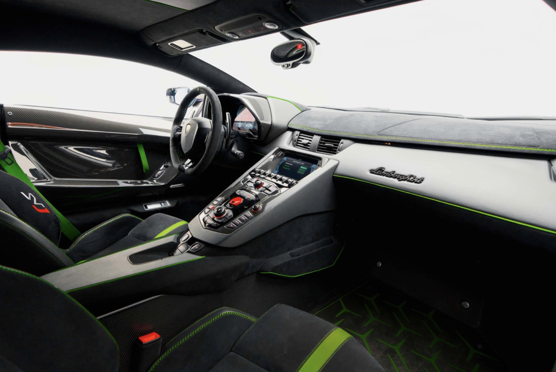 Lamborghini Aventador SVJ sill plate detail