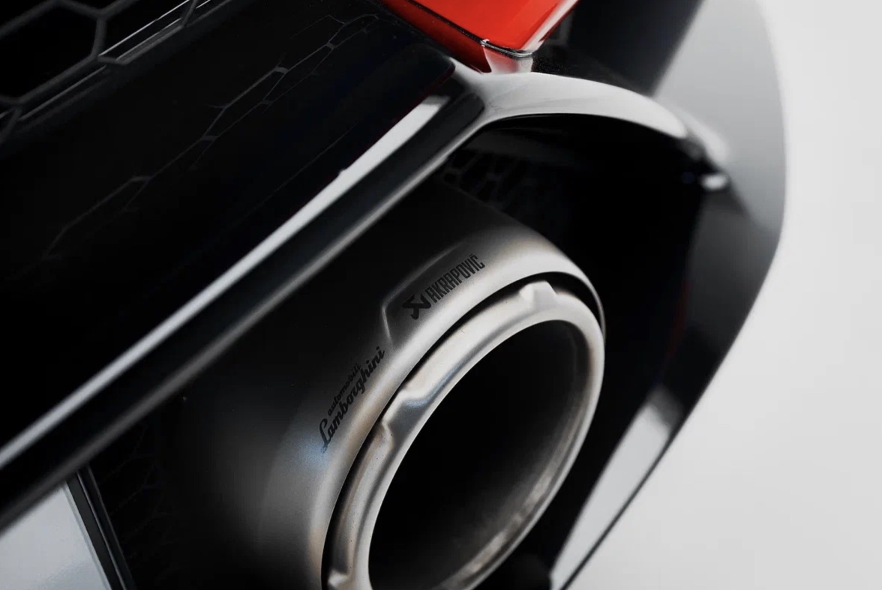 Lamborghini Huracan EVO Spyder Red lifestyle view