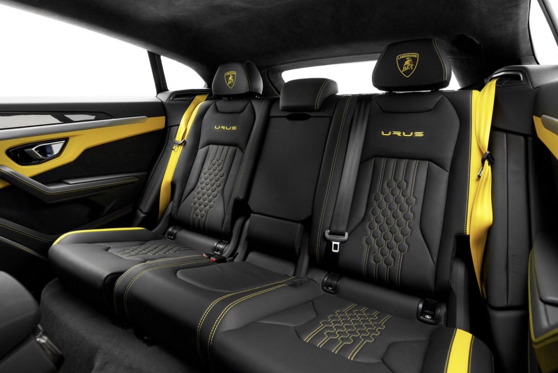 Lamborghini Urus S interior accent details