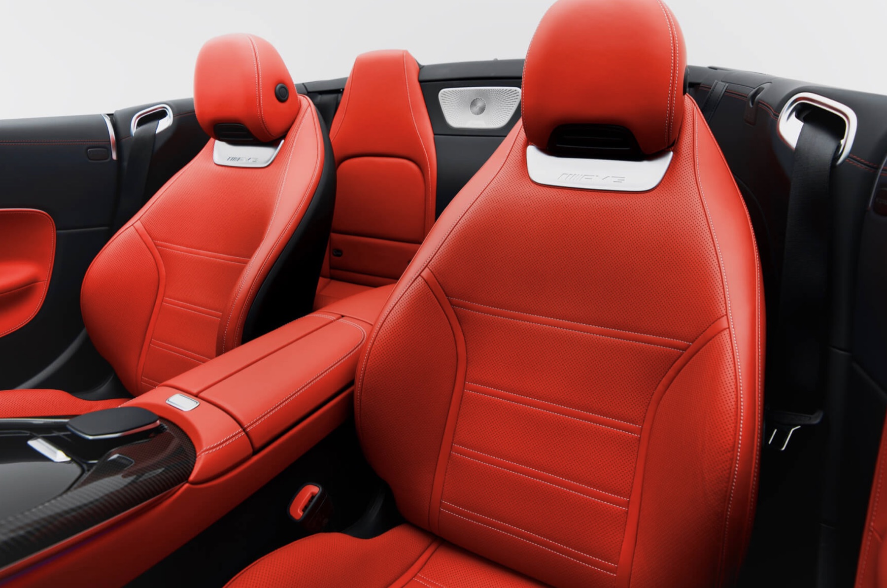 Mercedes-Benz AMG SL63 steering detail