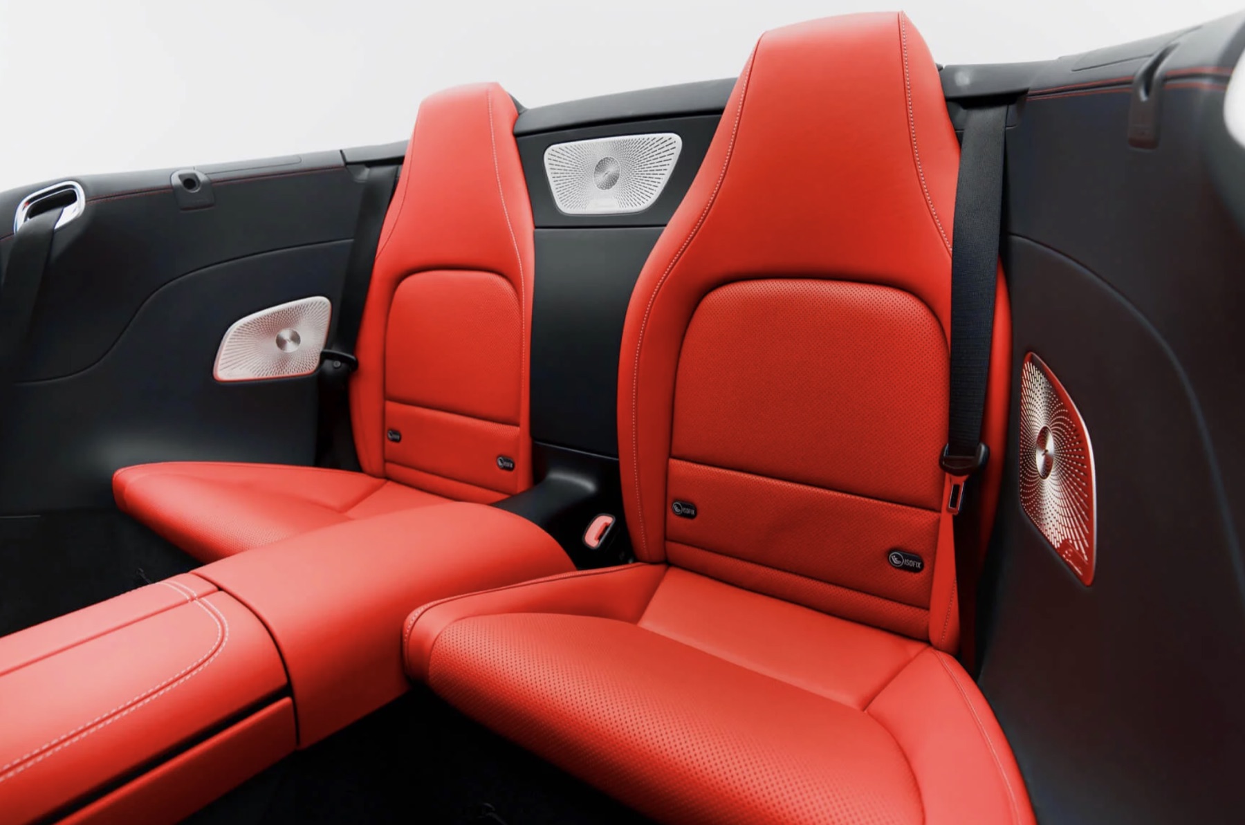 Mercedes-Benz AMG SL63 front seats