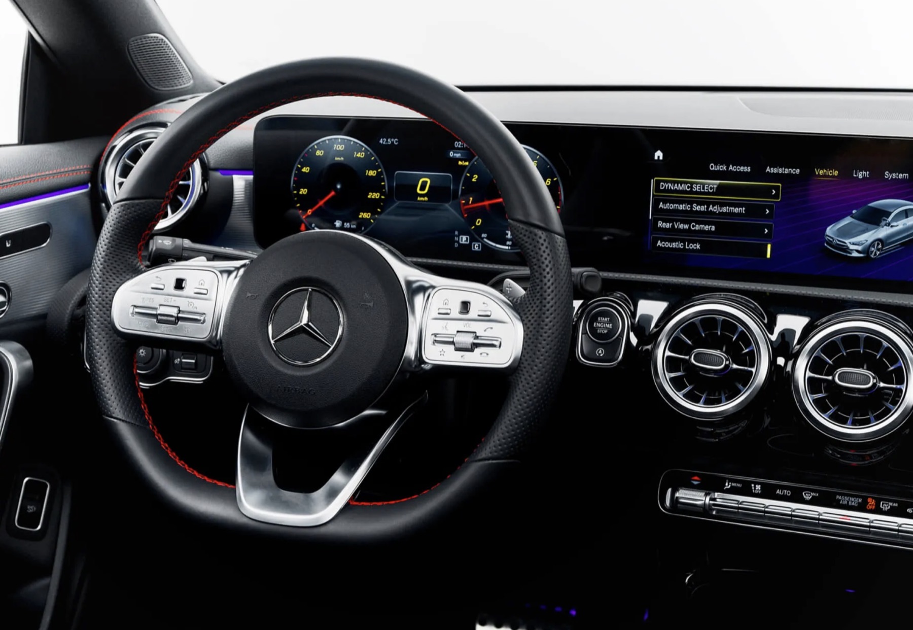 Mercedes CLA 250 steering detail