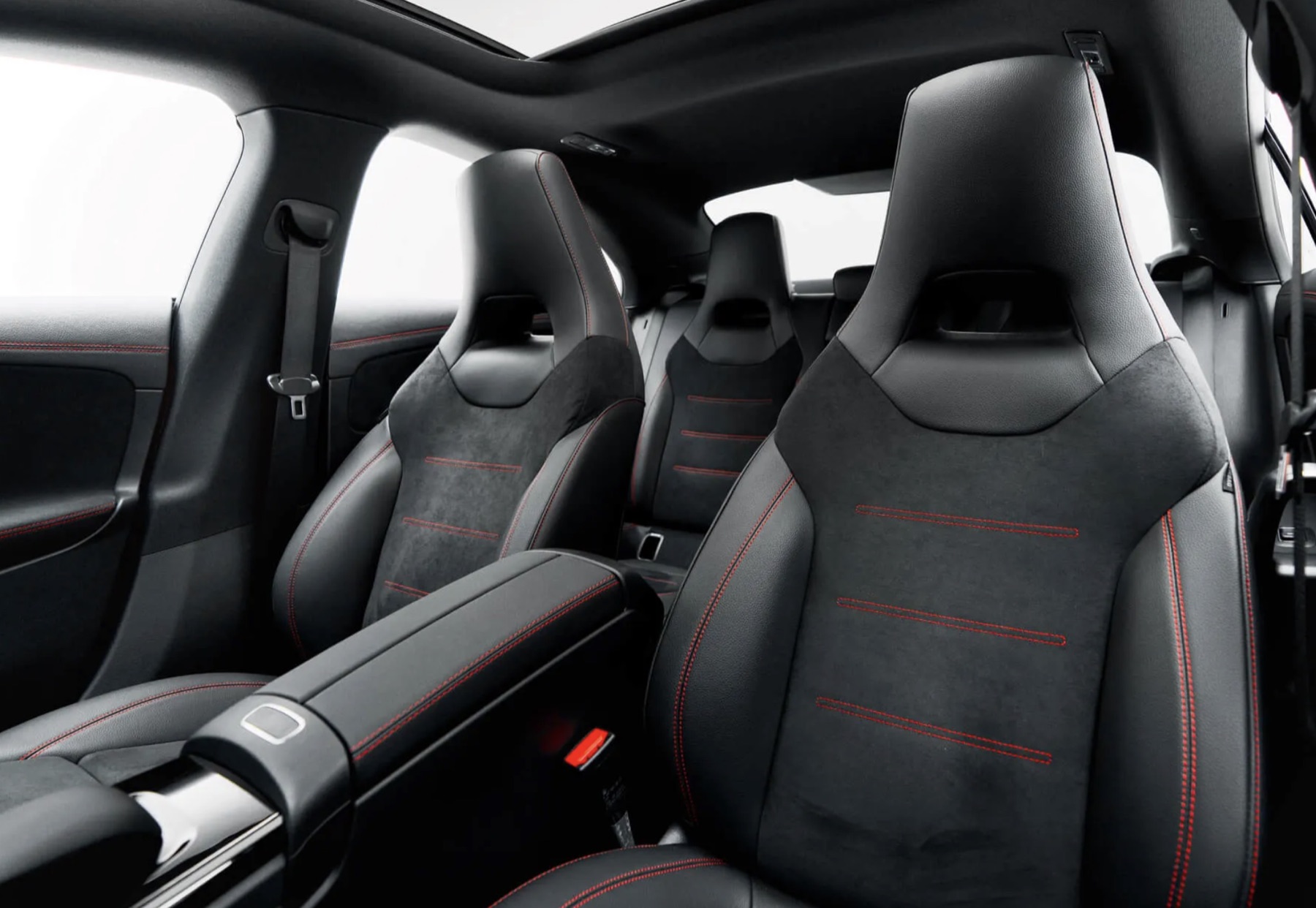 Mercedes CLA 250 seats