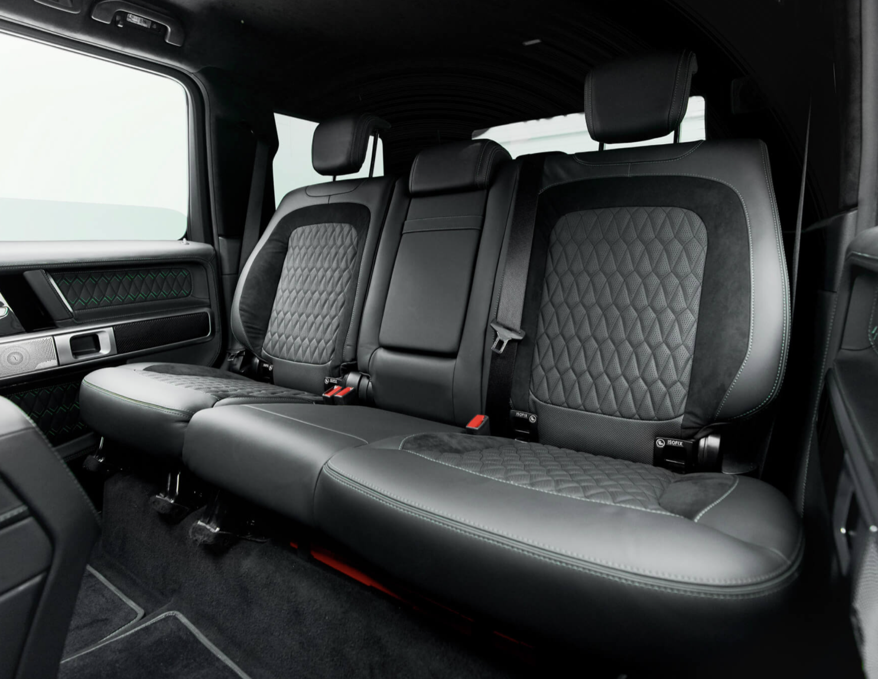 Mercedes-Benz G63 AMG front seats