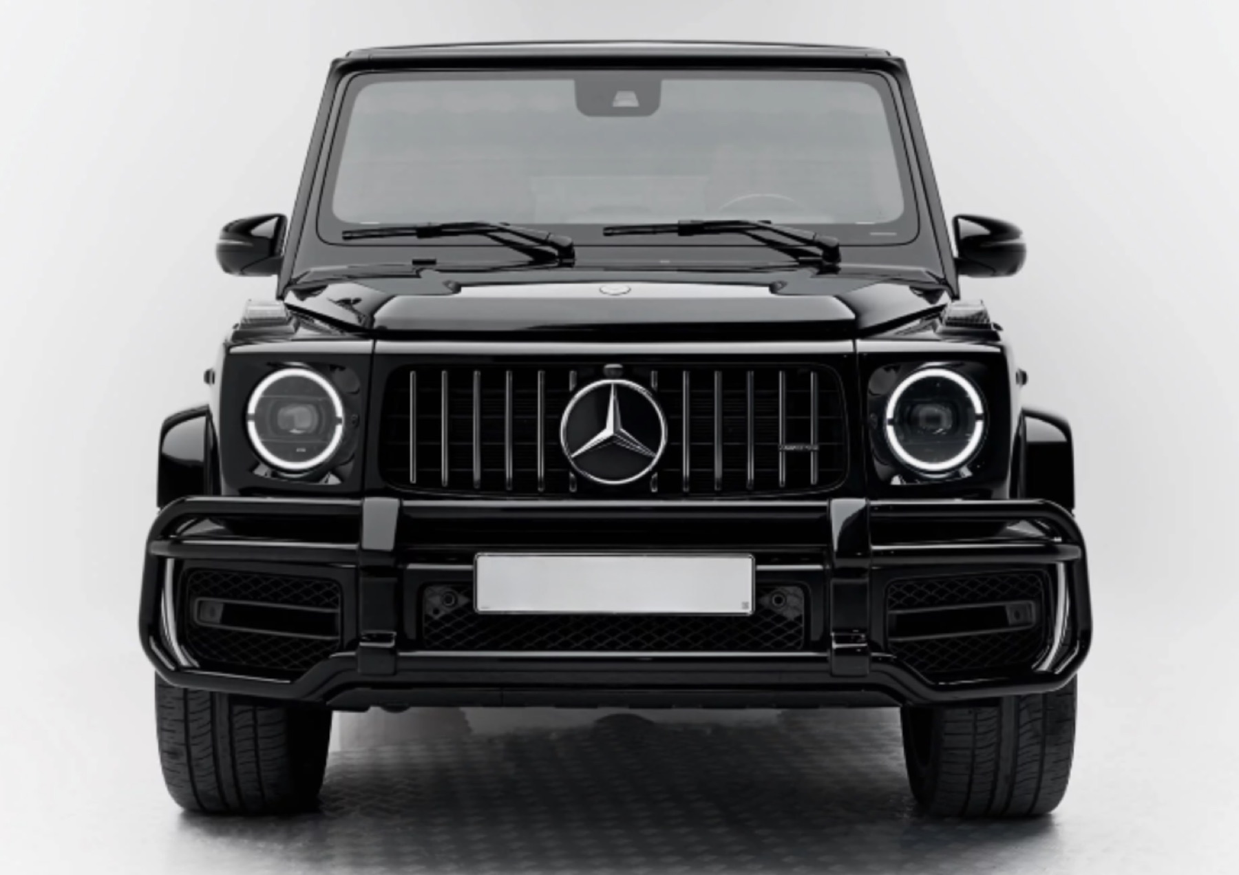 Mercedes G63 front view