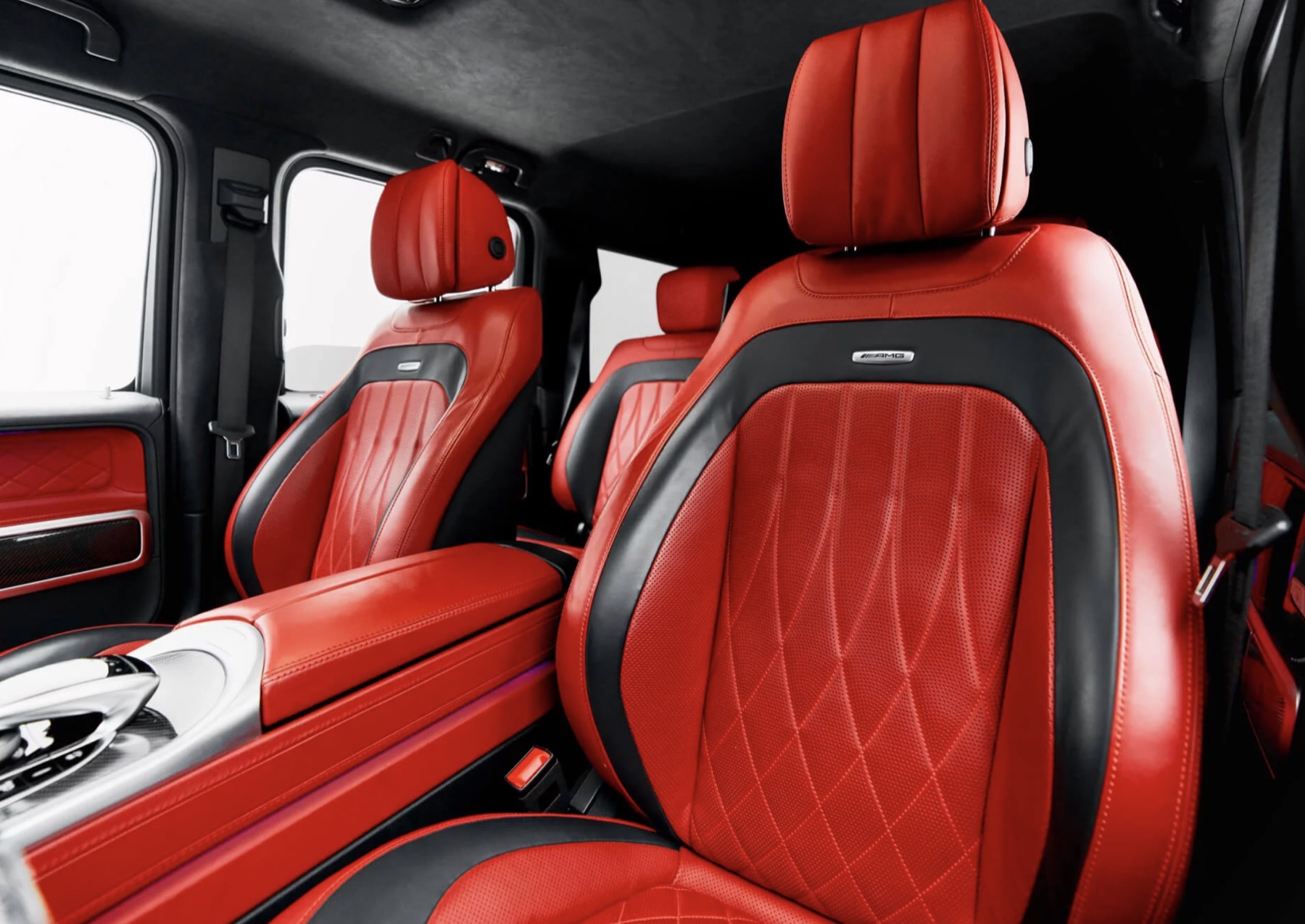 Mercedes G63 front seats
