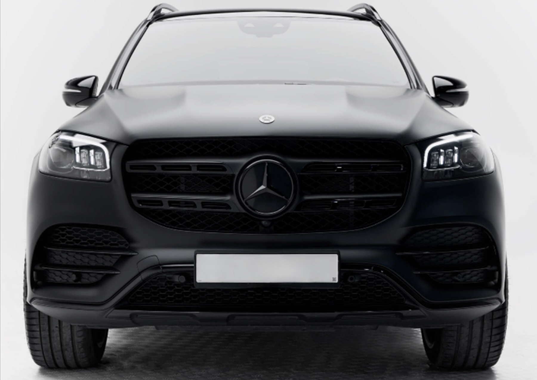 Mercedes GLS450 front view