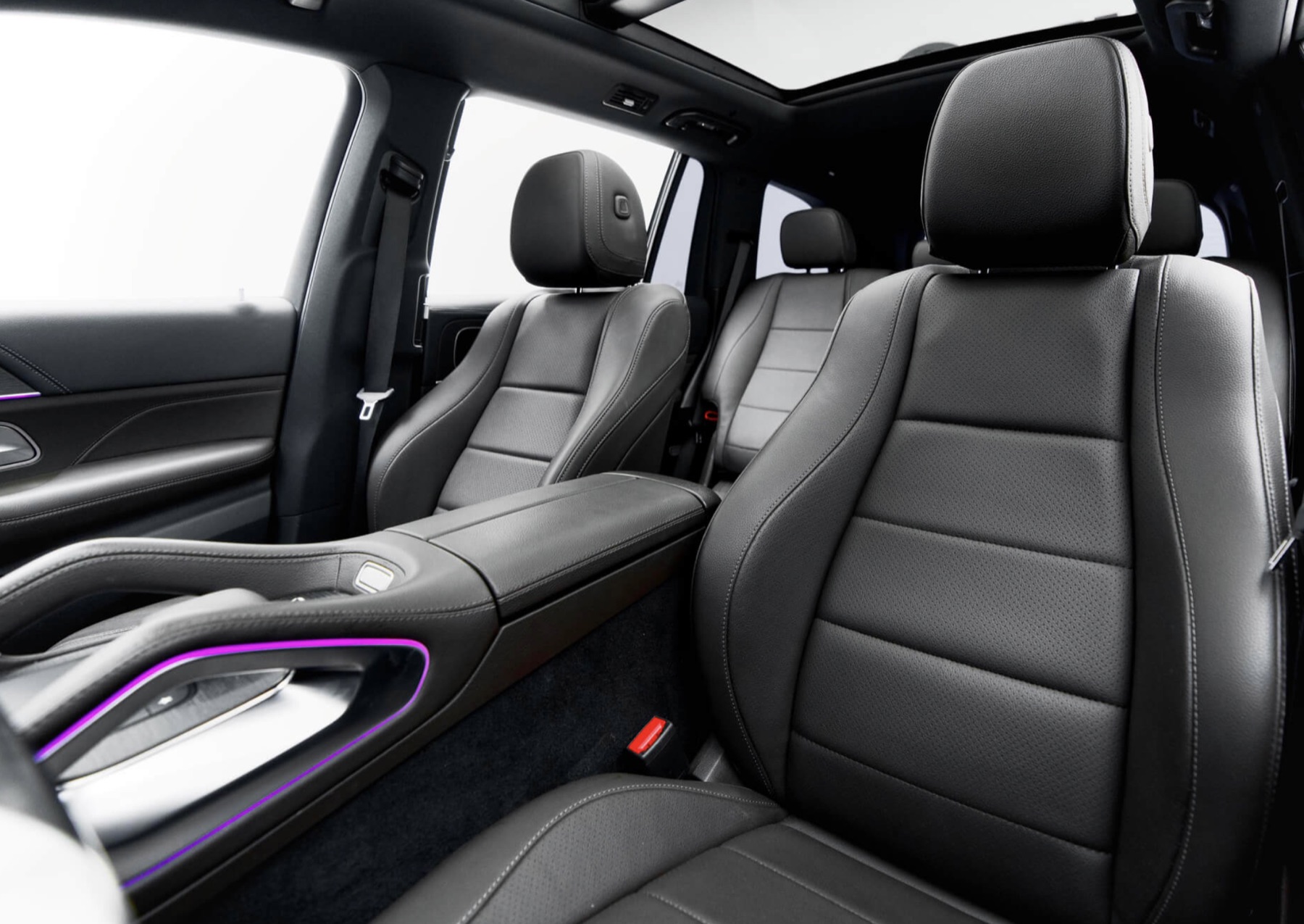 Mercedes GLS450 front seats