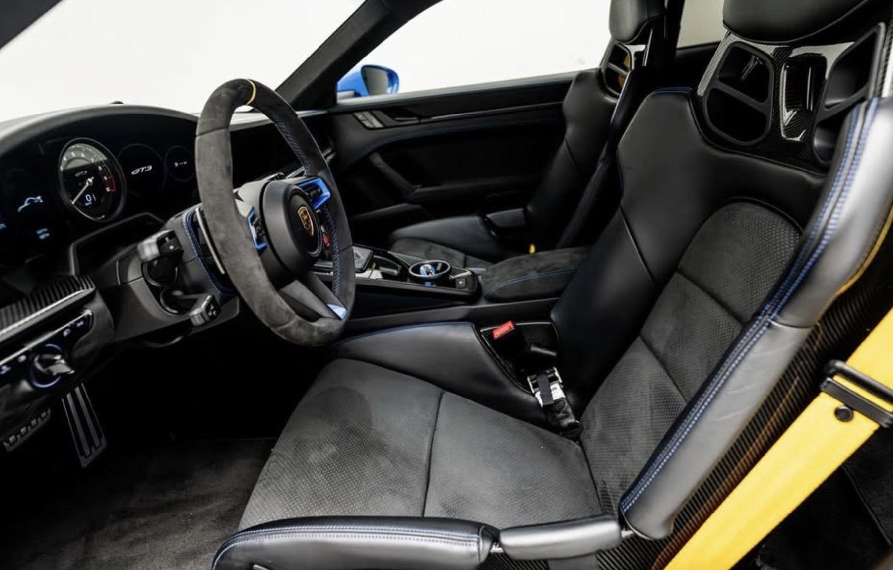 Porsche 911 GT3 Experience interior overview