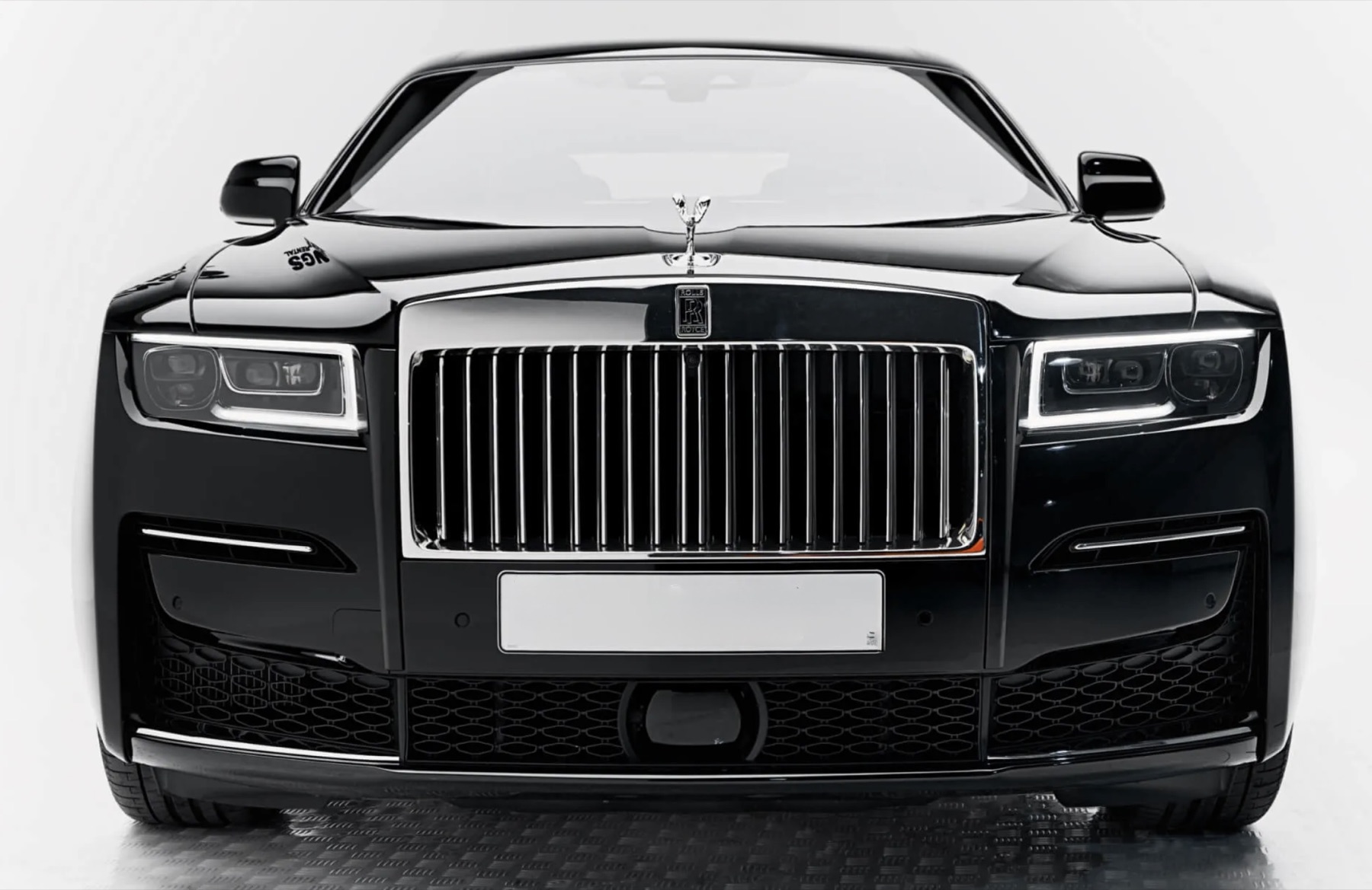 Rolls-Royce Ghost V front view