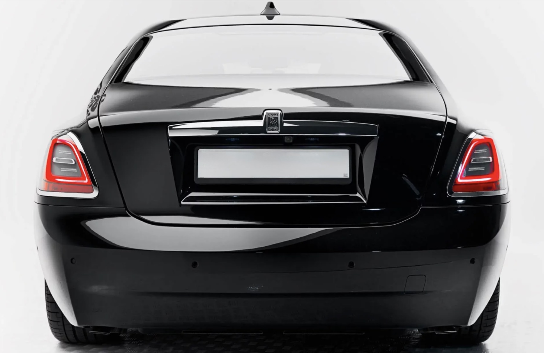 Rolls-Royce Ghost V rear view