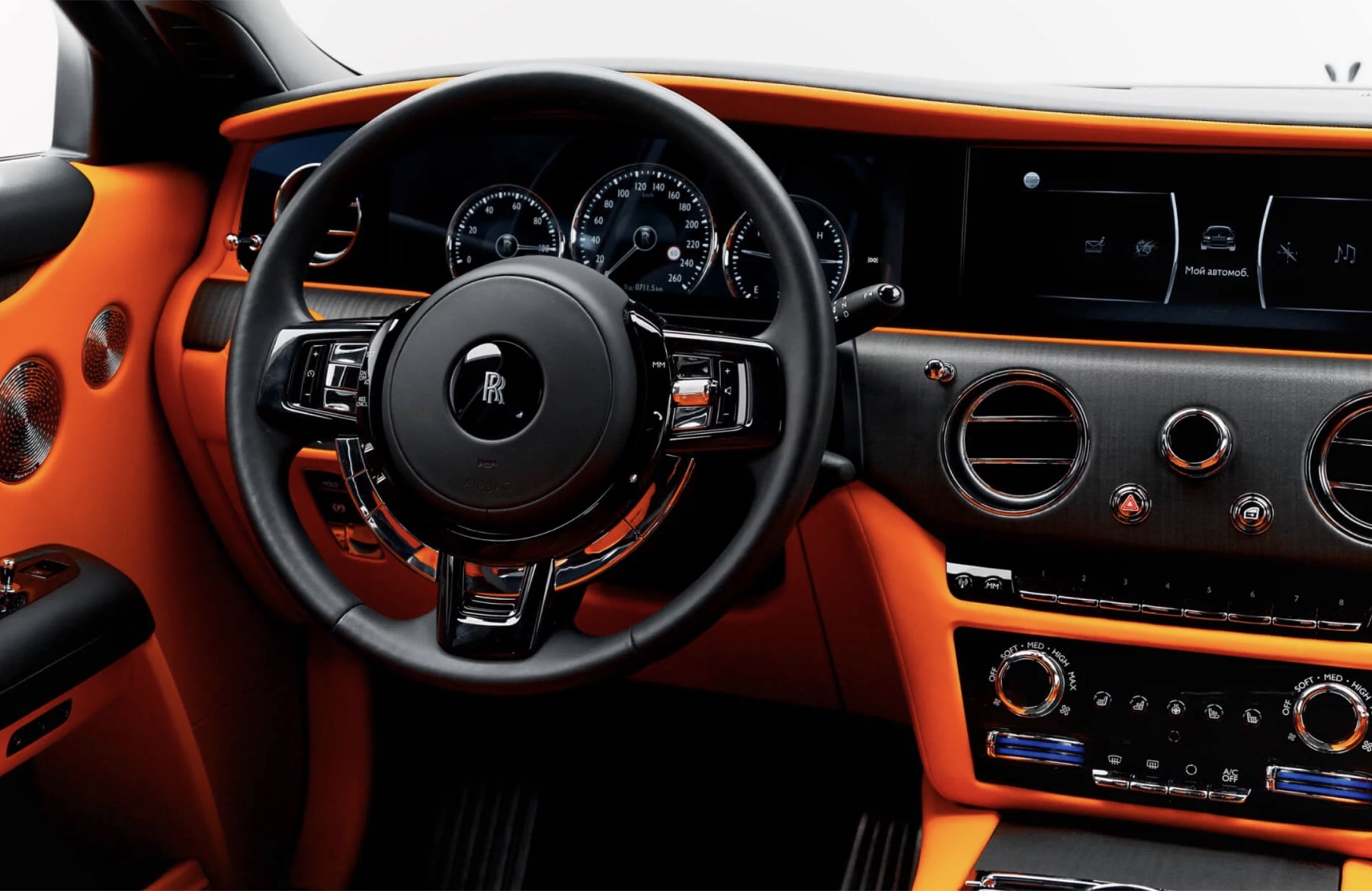 Rolls-Royce Ghost V side profile