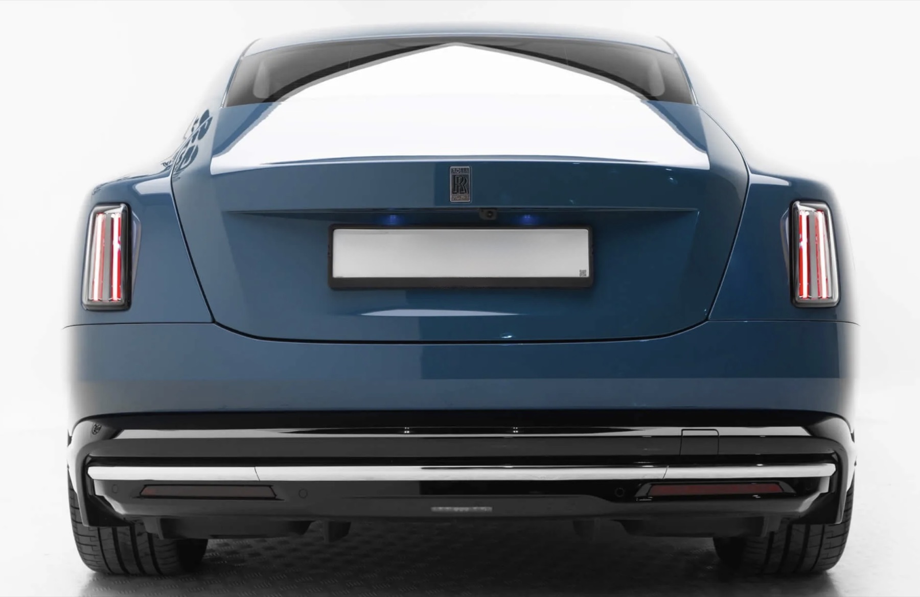 Rolls-Royce Spectre rear view