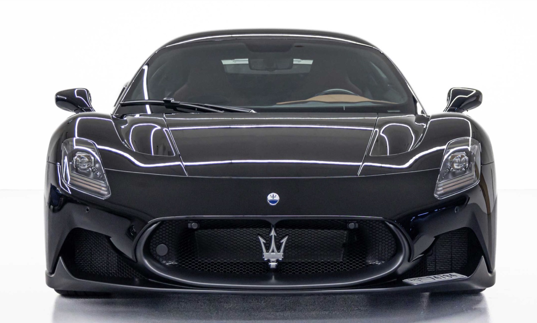 Maserati MC20 side view