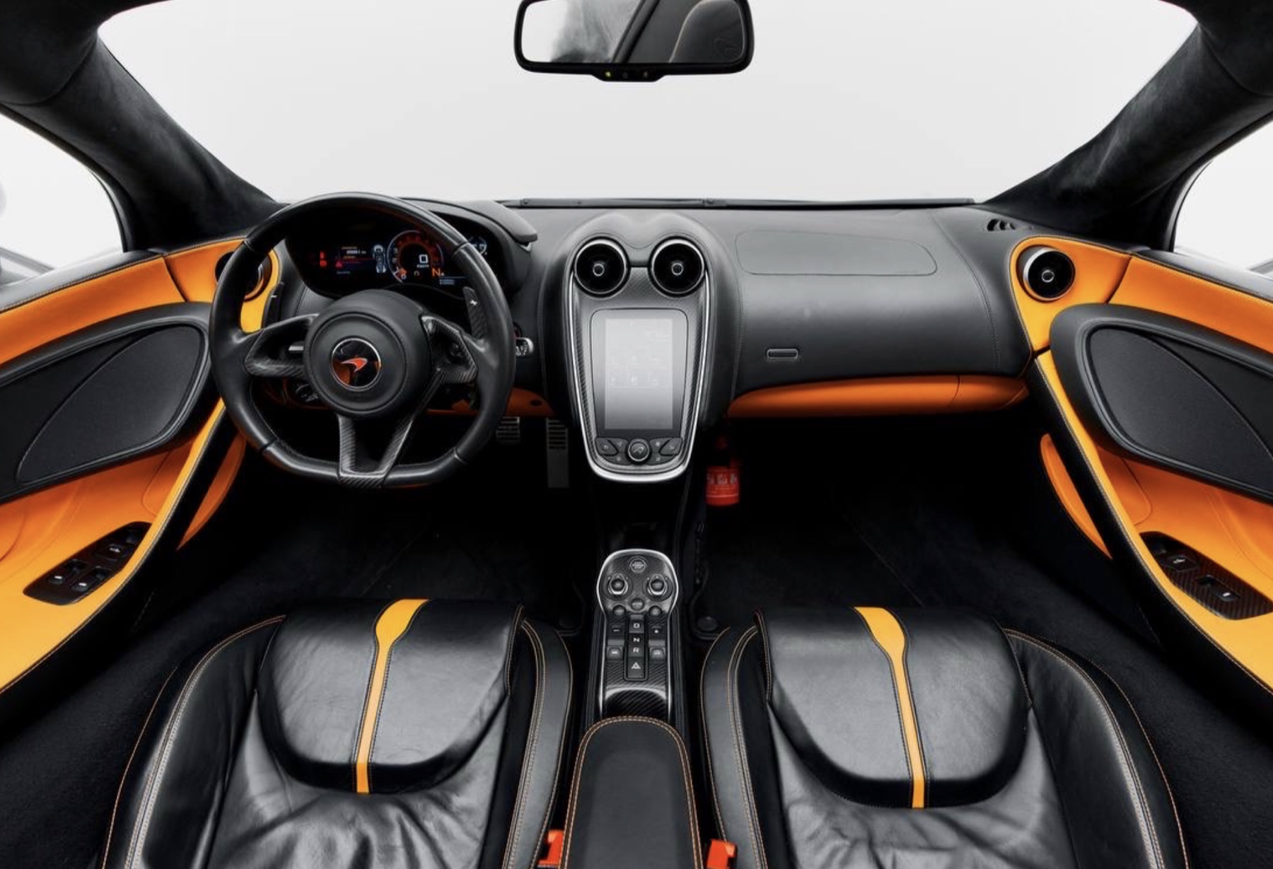 McLaren 570S detail view