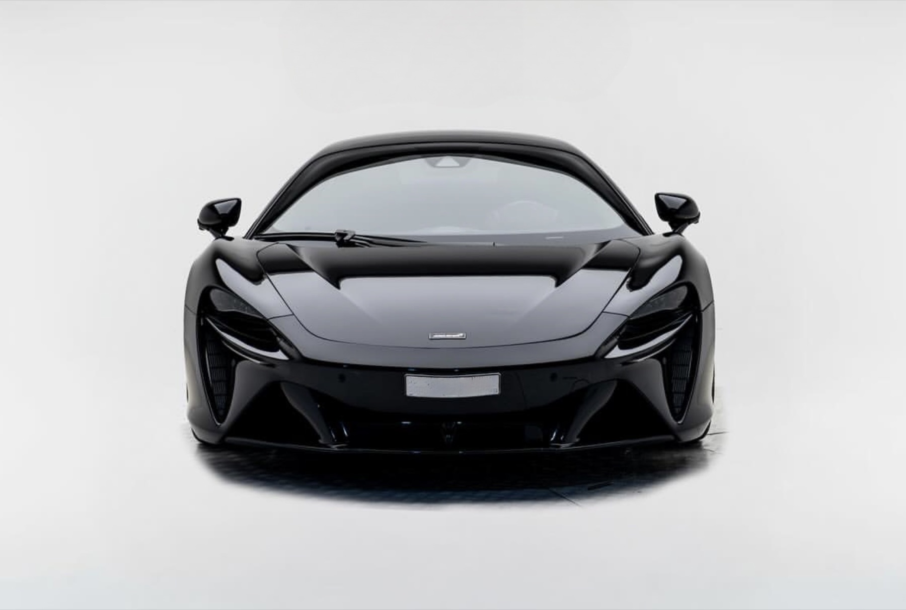 McLaren Artura doors view