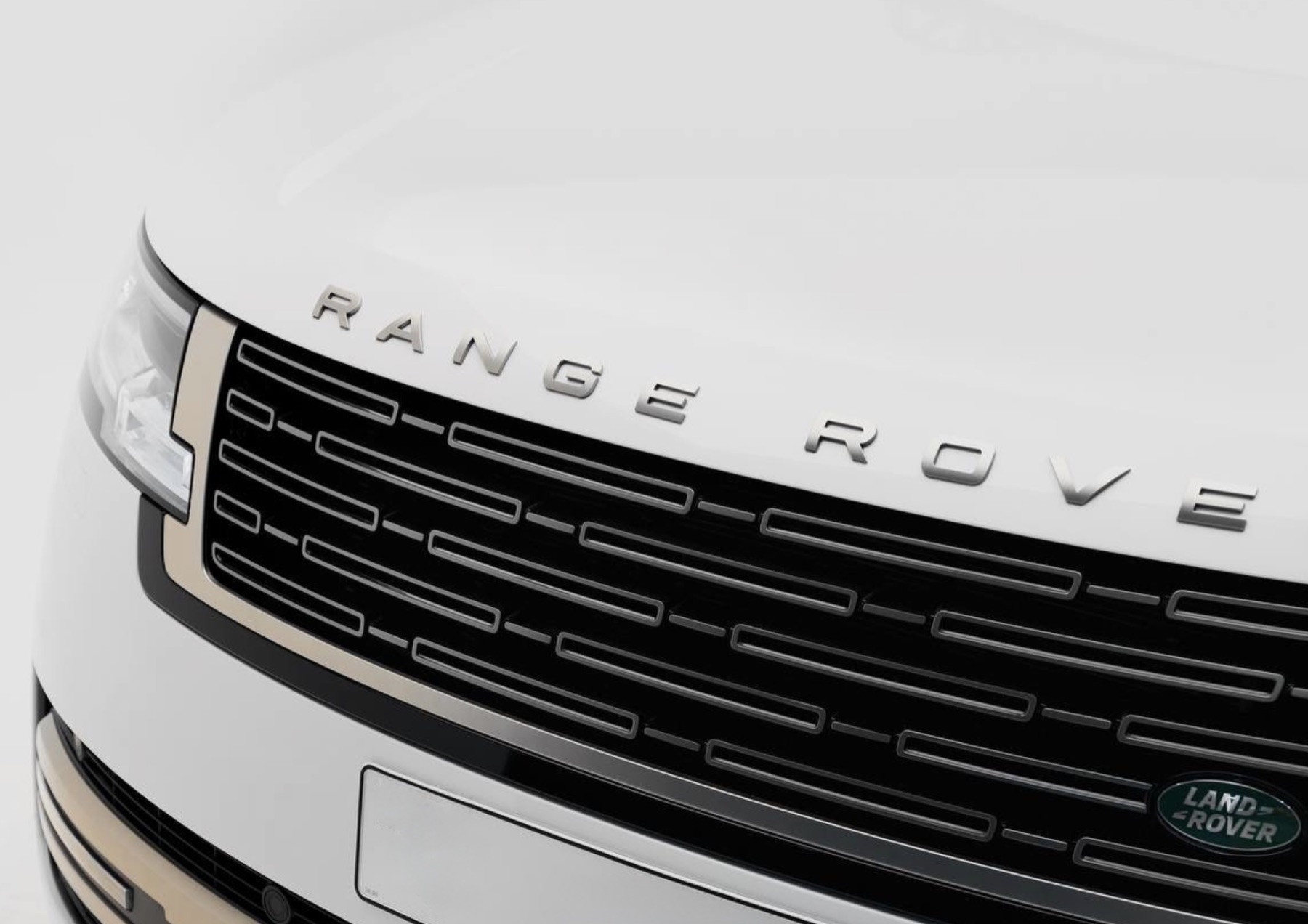 Range Rover Vogue interior view