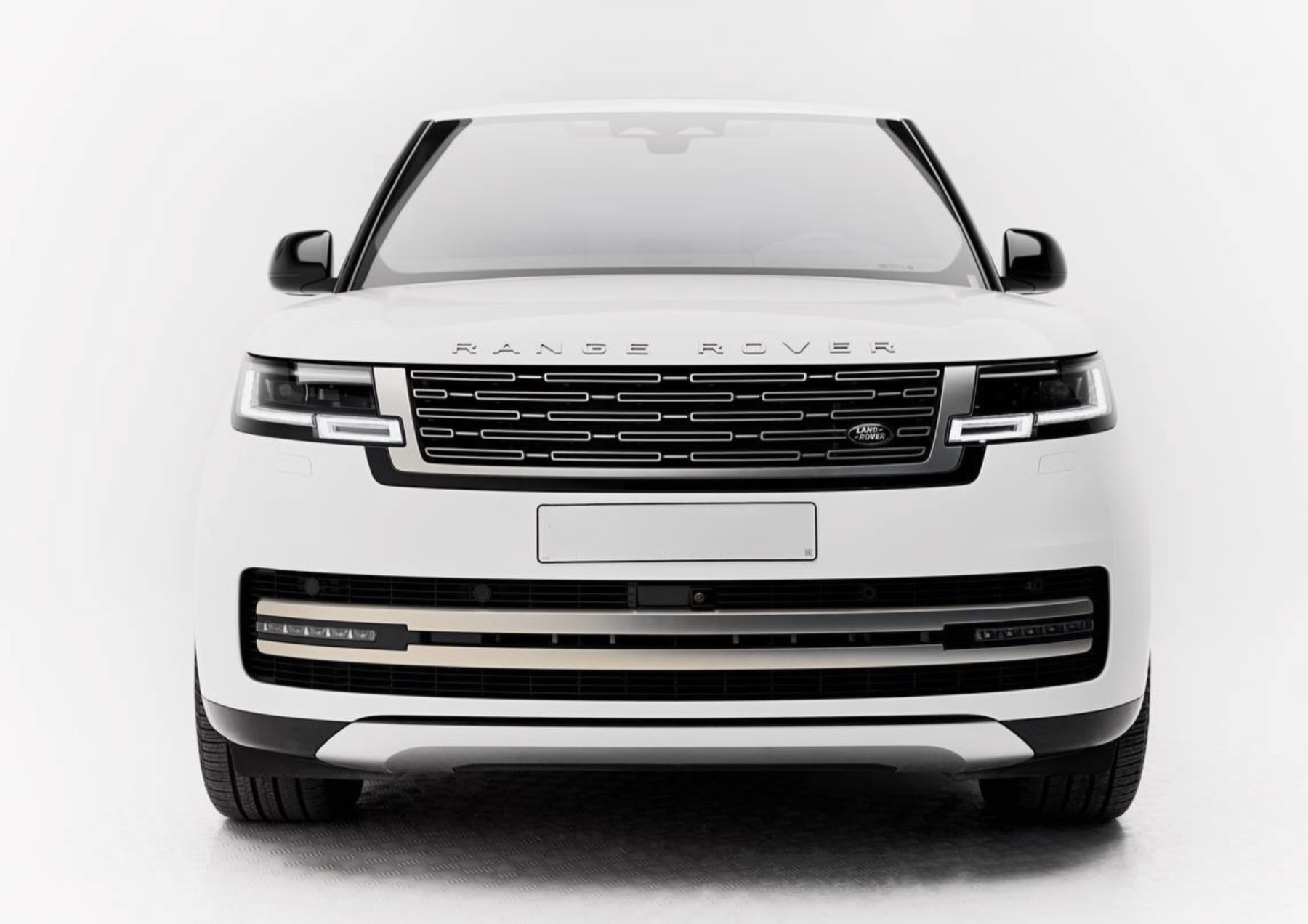 Range Rover Vogue rear view